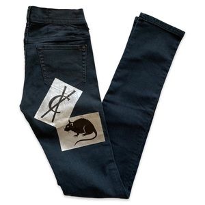 KSUIB Skinny Jeans NWOT Size 24